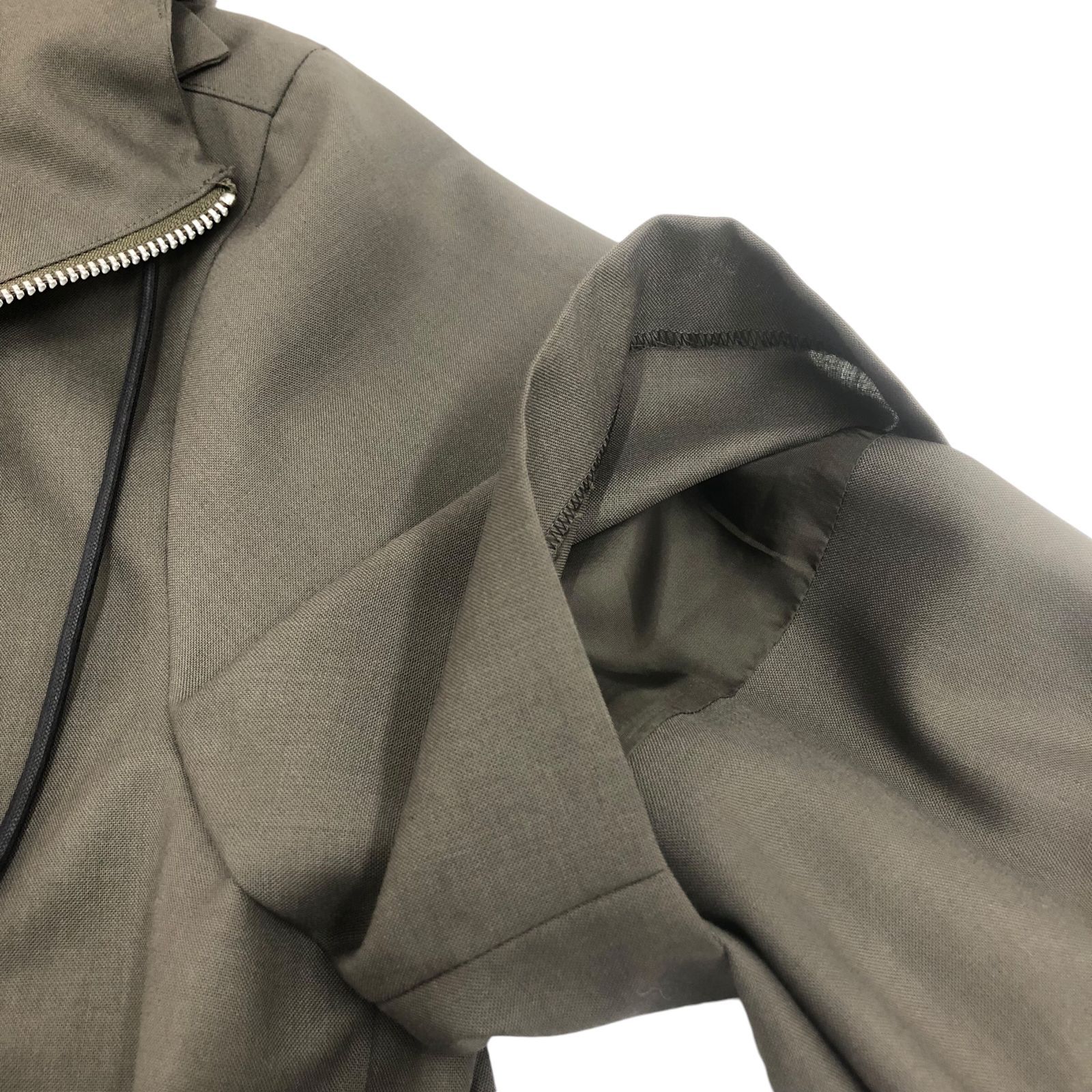 国内より1WEEK【sacai】Suiting Hoodie 67.sacai Suiting Hoodie 【店舗併売品】 - メルカリ
