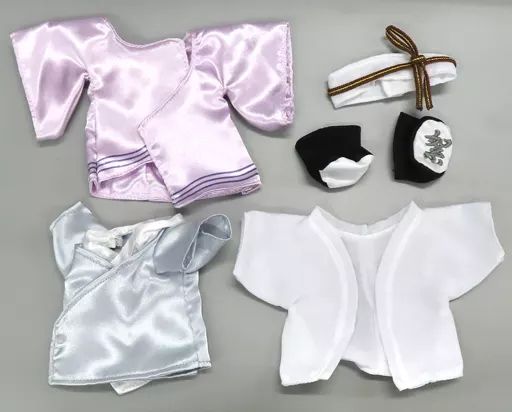 山河令 15cmぬいぐるみ+服 周子舒 温客行 桃林 中古】ぬいぐるみ 周子舒(漫歩桃林) 15cm 着せ替え衣装セット