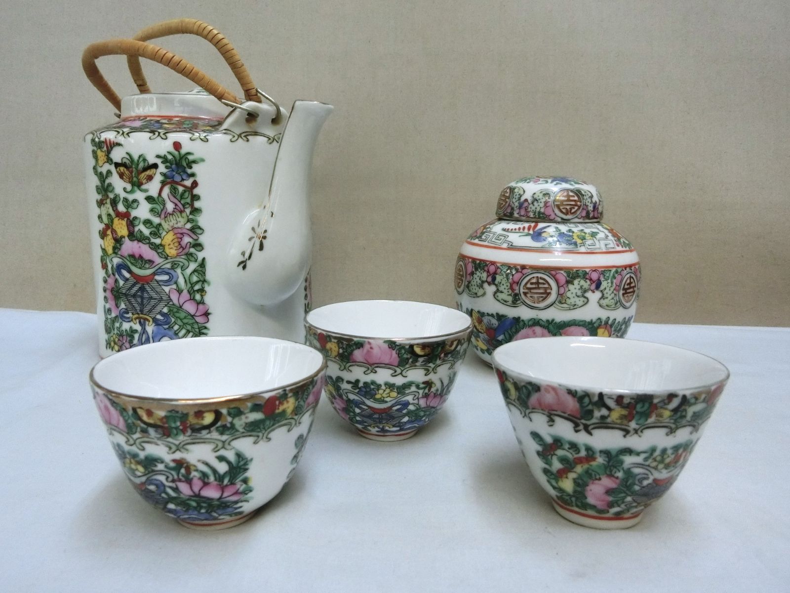 中国茶器 景徳镇 孔雀藍の葵模様三才蓋碗 蓋付き茶器 飲茶