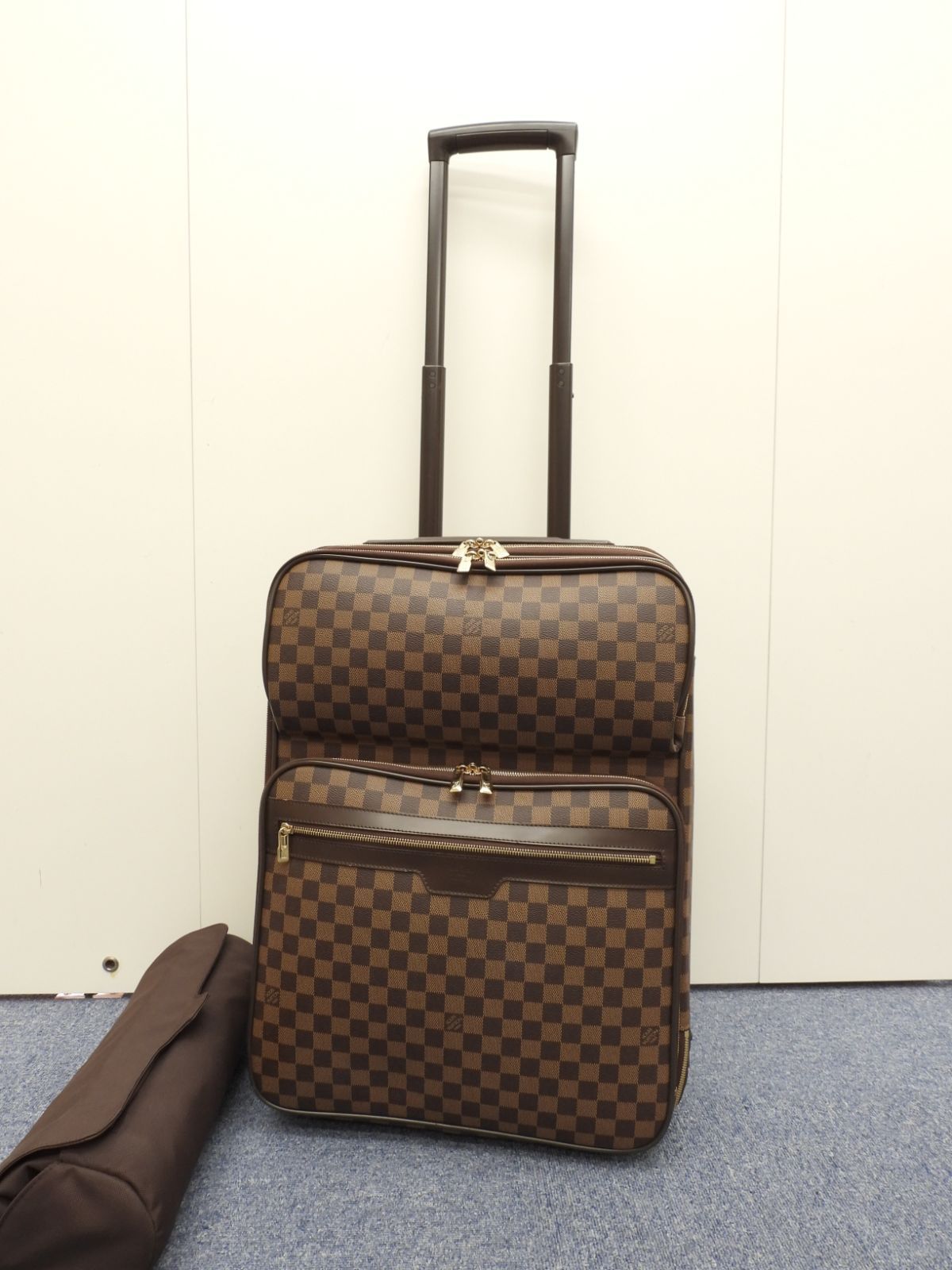 【美品】LONGCHAMP ボストンバッグ シボ革 フランス製 保存袋付 希少品 LONGCHAMP - 【美品】LONGCHAMP ボストンバッグ シボ革 フランス