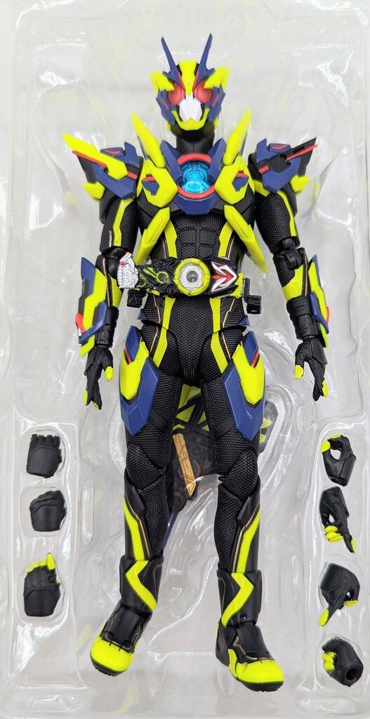 BANDAI - 中古美品 フィギュアーツ 仮面ライダーゼロワン シャイニングアサルトホッパー Amazon.co.jp: S.H.Figuarts 仮面ライダーゼロワン シャイニング
