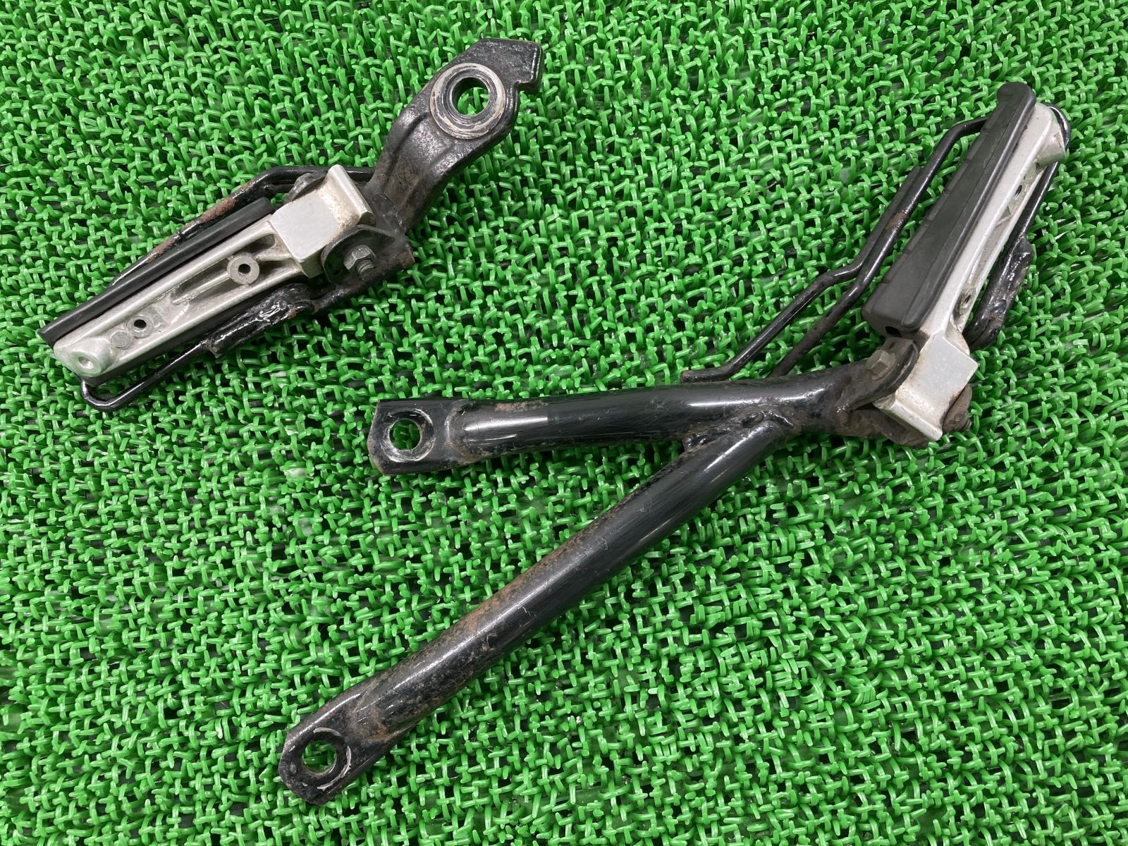 SR400用タンデムステップ