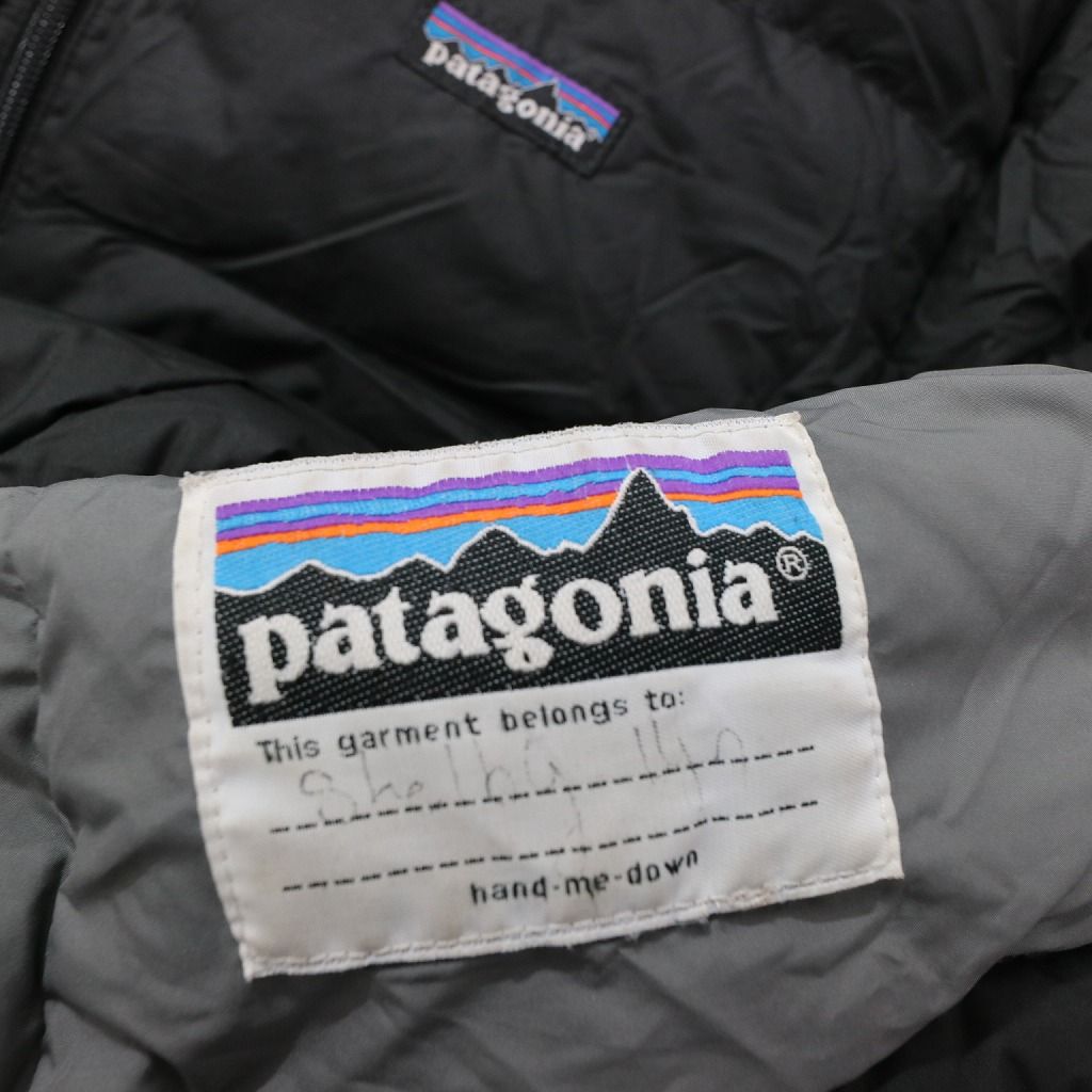 古着卸 まとめ売り Patagonia パタゴニア ダウンジャケット ダウンセーター 2枚セット (メンズ S /M ) ワンポイント MR9405  - メルカリ