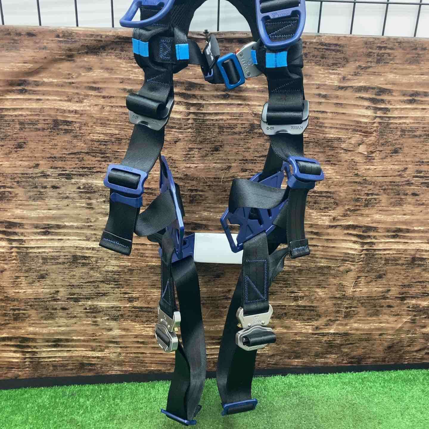 タイタン(TITAN) 新規格 墜落制止用器具 パンゲアホライゾン タイタン(TITAN) 新規格 墜落制止用器具 パンゲアホライゾン