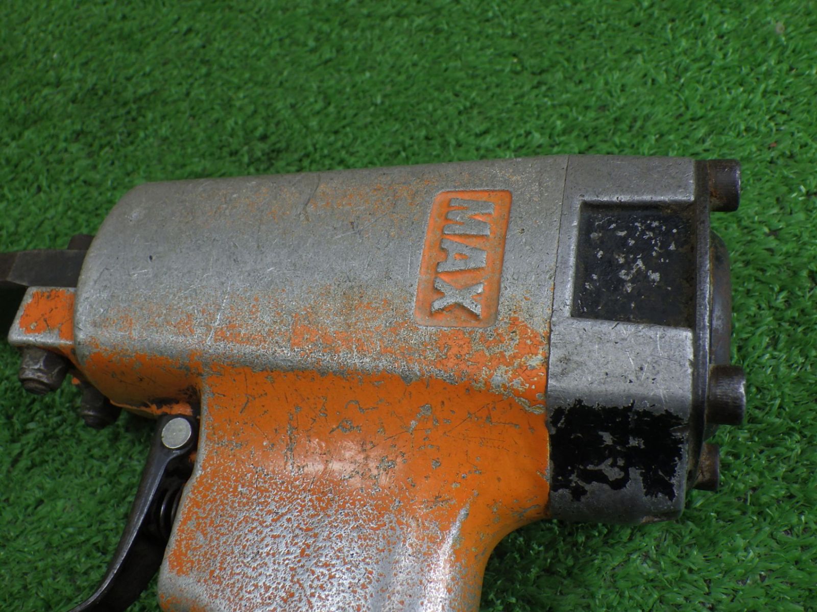 空動作 のみ マックス ネイルパンチ 型番不明 エア工具 エアツール MAX 釘抜き 釘抜機 品