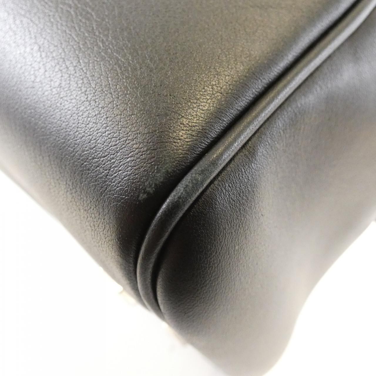 ロエベ アマソナ