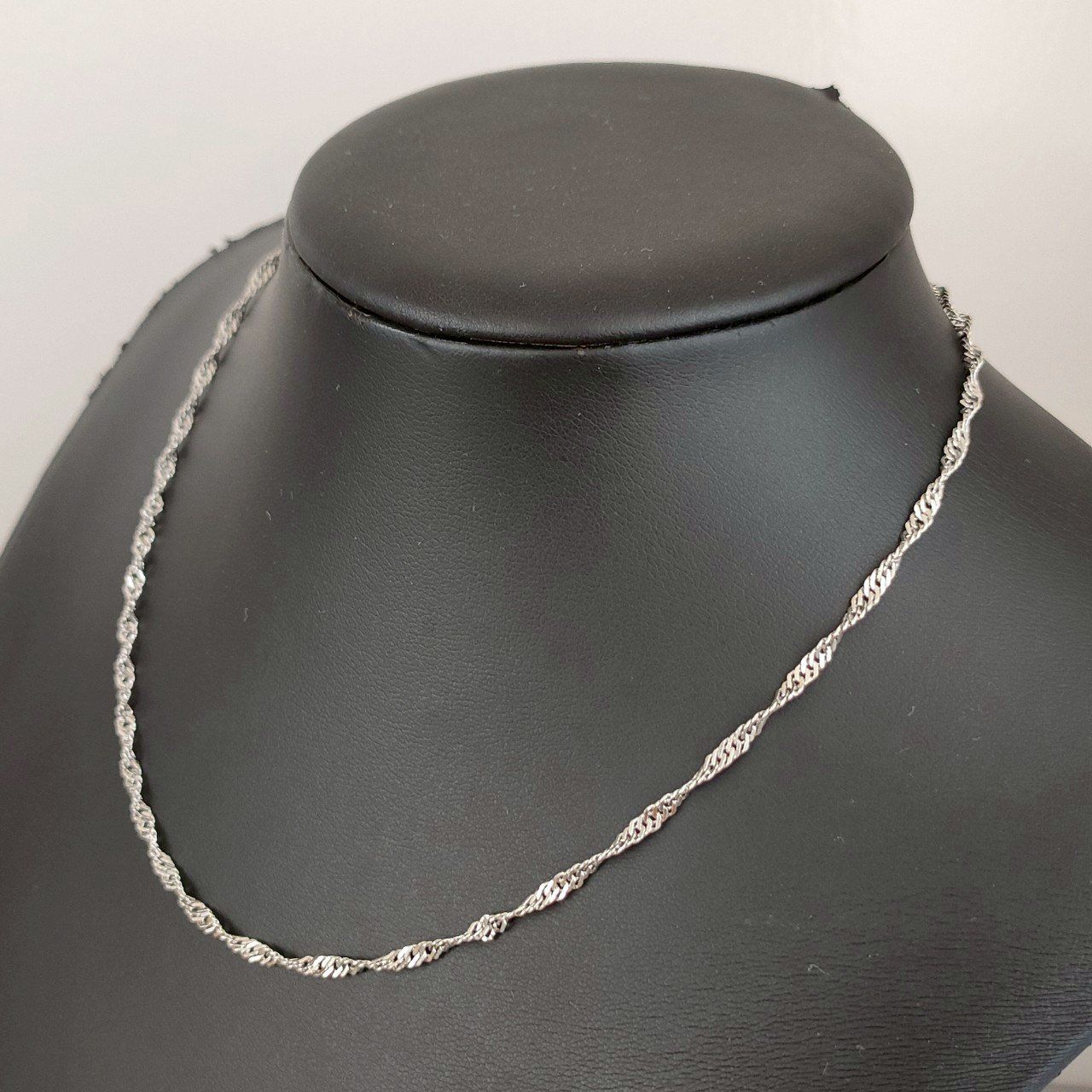 専用につき他の方の購入はできません pt850 スクリュー ネックレス Pt850 プラチナ 男女兼用 造幣局 スクリューネックレス 5.81g