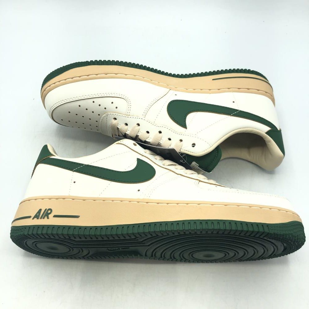 NIKE WMNS AIR FORCE 1 '07 LV8 Green and Moslin サイズ28cm NIKE WMNS AIR FORCE 1 '07 LV8 Green and Moslin サイズ28cm