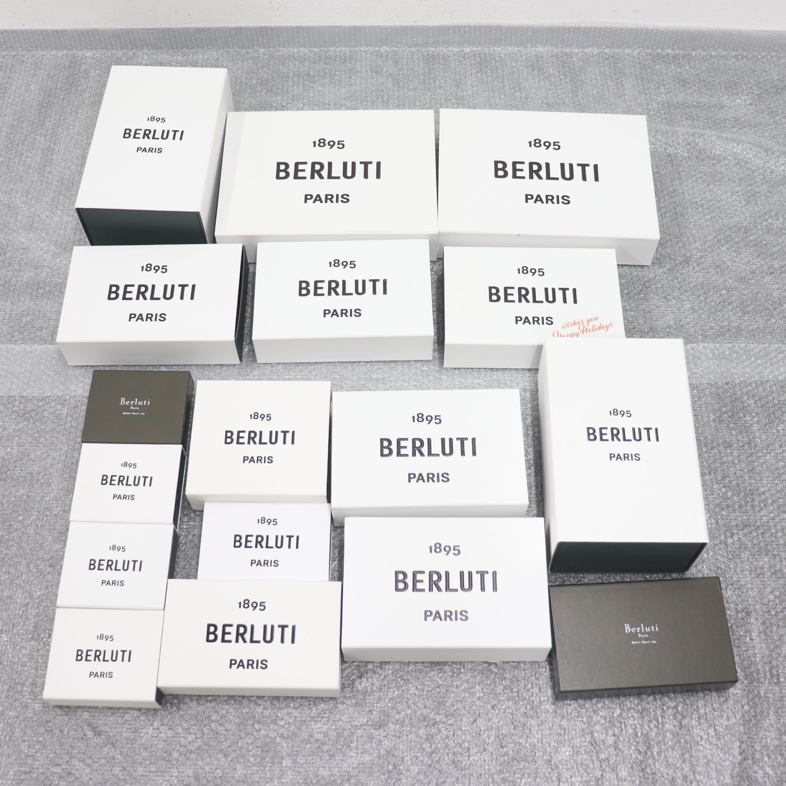 IT0U7C4515DI BERLUTI ベルルッティ BOX 空き箱 ショッパー 純正 紙袋 リボン 保存袋 ホワイト グリーン ブランド箱 まとめ インテリア 紙袋32枚 箱23個