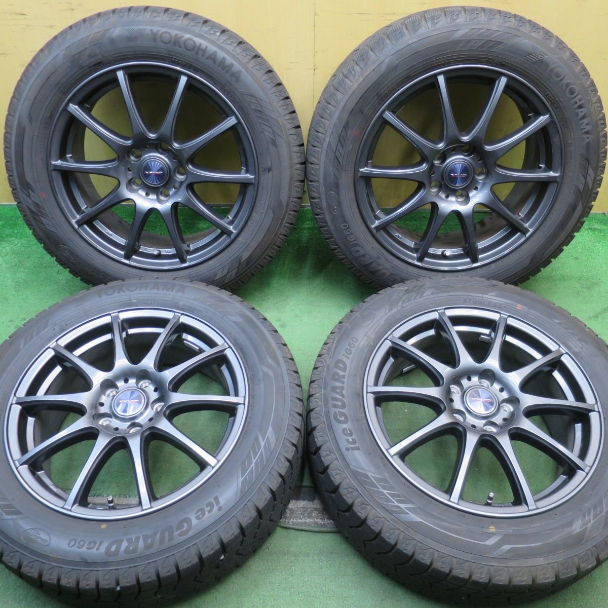 バリ溝 24年 キレイ 9.5分 スタッドレス 215 60R17 ヨコハマ アイスガード iG60 VELVA CHARGE ヴェルヴァ 17インチ PCD114.3 5H 5092903NJス