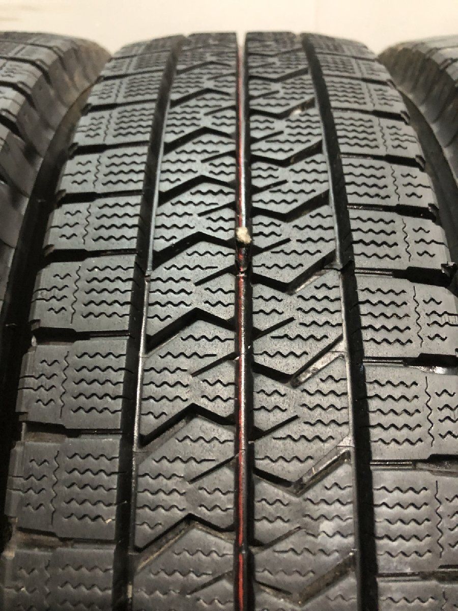 【走行短め】BS BLIZZAK W989 195/85R16 114/112N 16インチ ライトトラック用 スタッドレス 4本 23年製 アトラス等　(KTT589)クレジットカード QRコード決済可能 走行短め】BS BLIZZAK W989 195/85R16 114/112N 16インチ ライト
