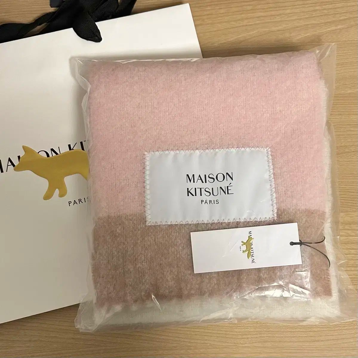 Maison Kitsuné(メゾンキツネ) アルパカ ストライプ マフラー メゾンキツネ マフラー