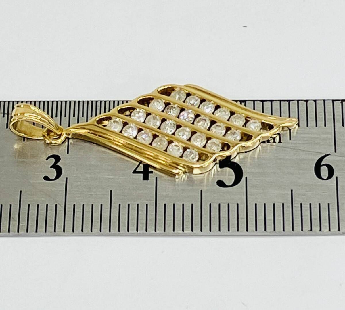 K18 天然ダイヤモンド