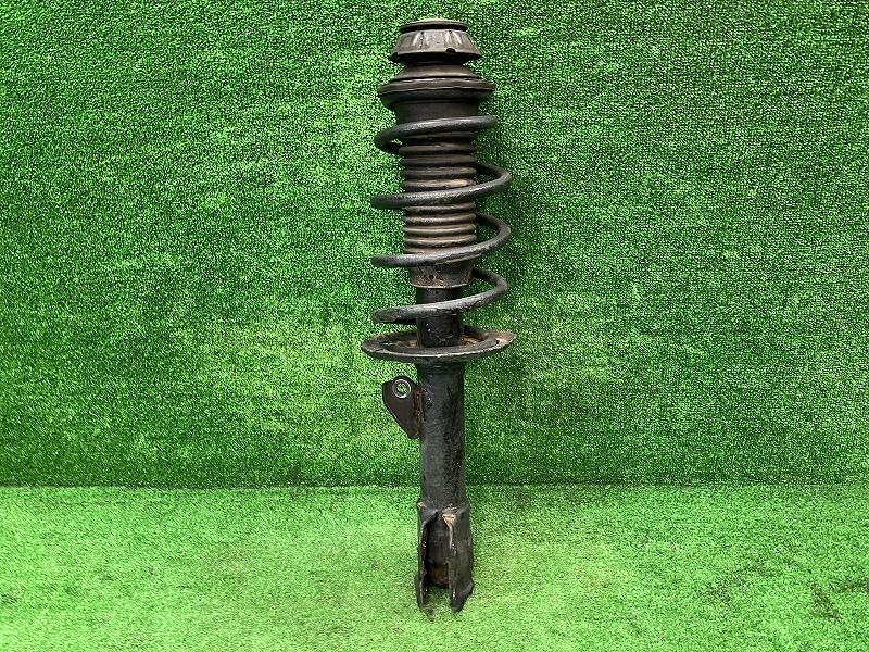 ヴィッツ NSP135 左フロントストラット F 4WD 48520-52500 48520-52500 1F7