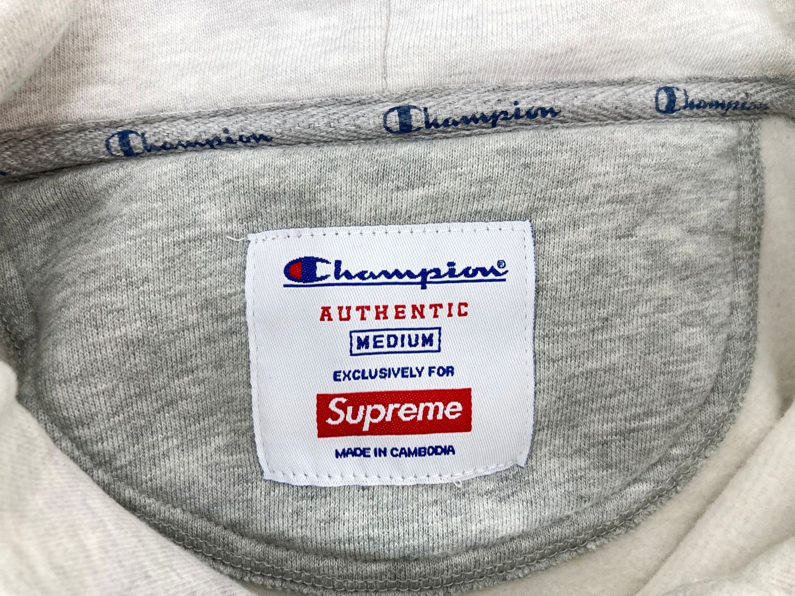 18aw Supreme champion label patch パーカー　m 18aw Supreme champion label patch パーカーm