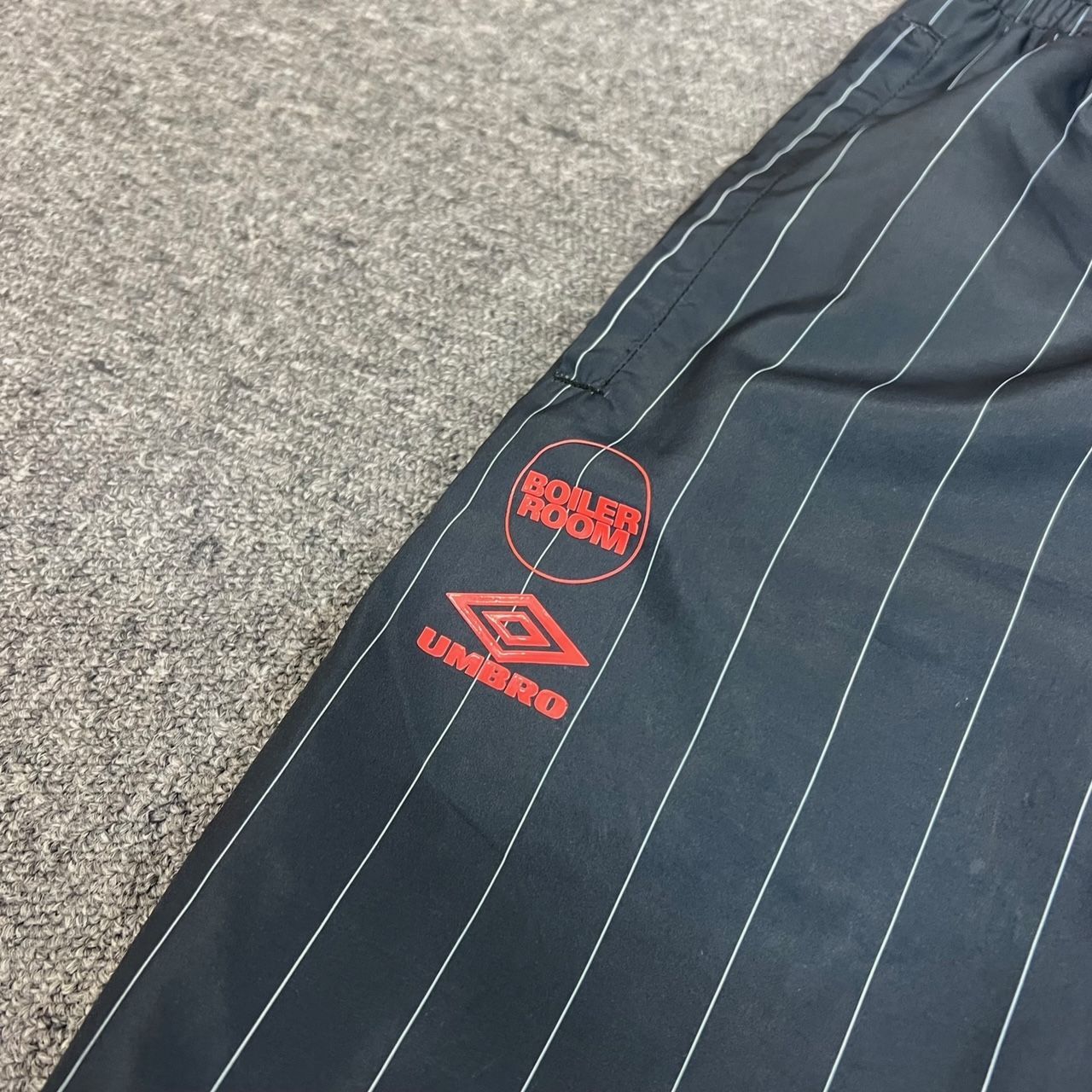 UMBRO BOILER ROOM ストライプパンツ XL/XXL BOILER ROOM × UMBRO Zip Pant ジップ パンツ イージー