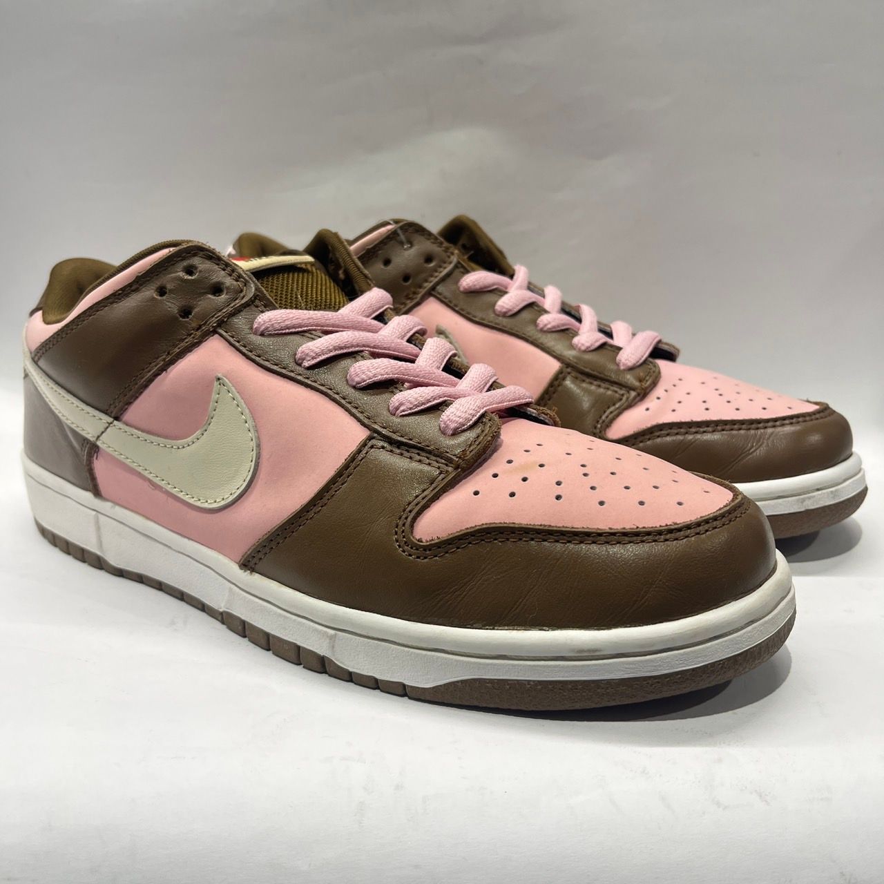 US9.5】 NIKE SB DUNK LOW PRO SB stussy / cherry 304292-671 【中古