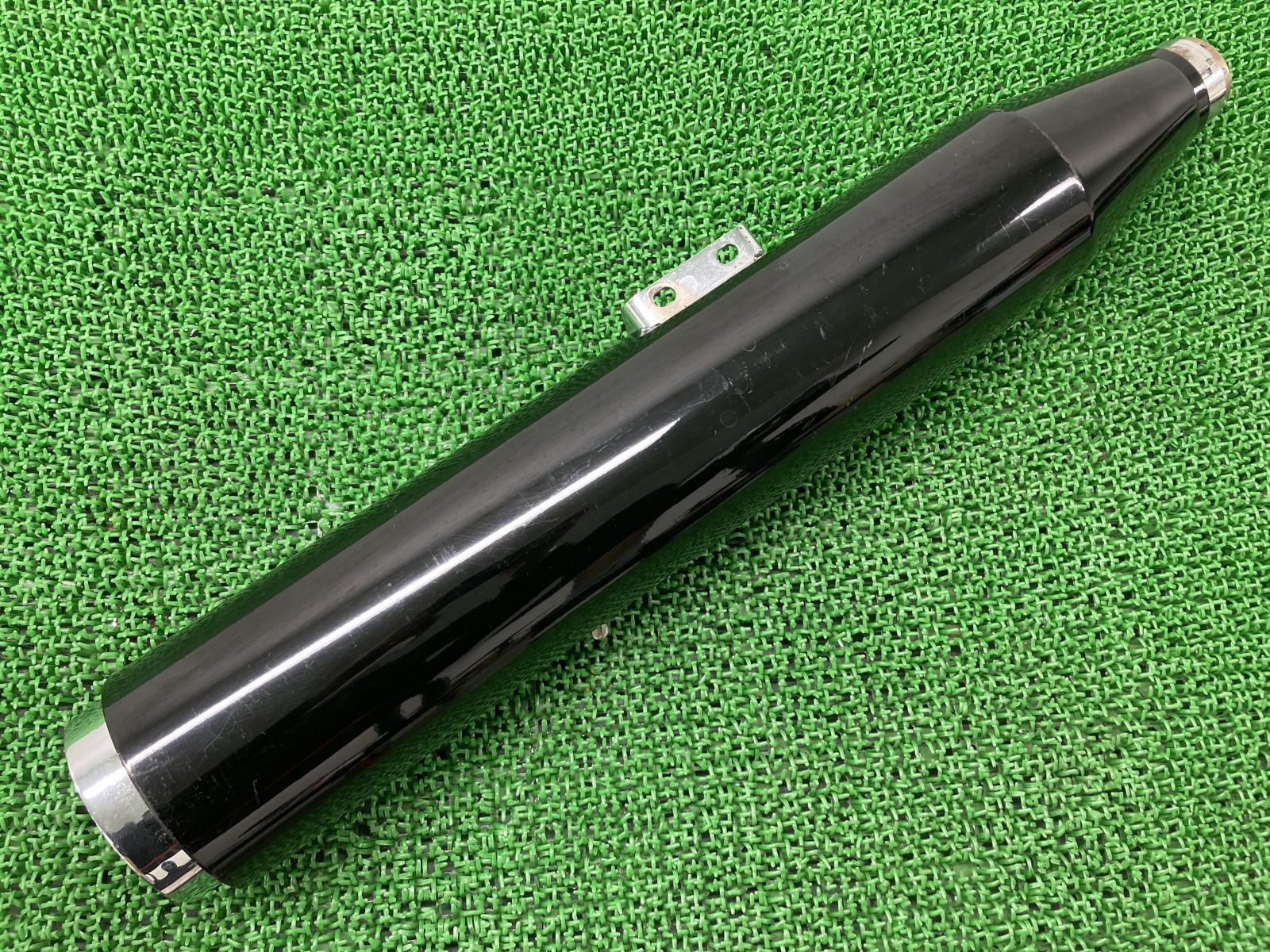FLFBS1870 サイレンサーマフラー 片側 64900460 ハーレー 純正 中古 バイク 部品 コケキズ無し ソフテイル ファットボーイ114