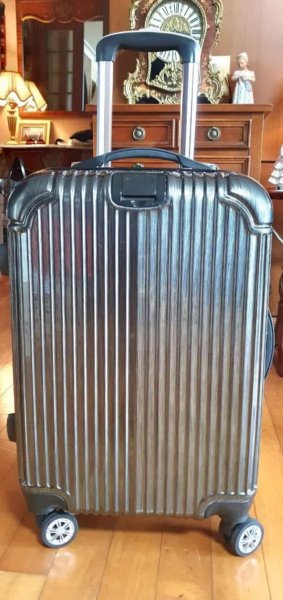 未使用☆possédez スーツケース 44L ソフト ファスナー ネイビー 布