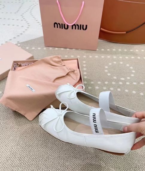 miumiu バレリーナ