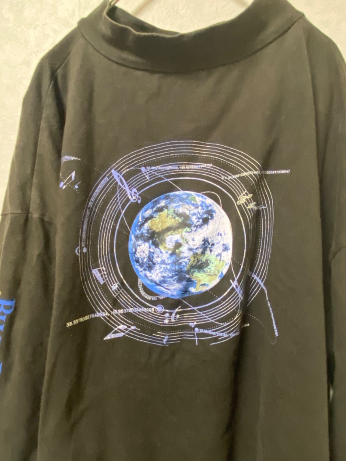 セカオワ モックネックロングTシャツ Mサイズ - メルカリ