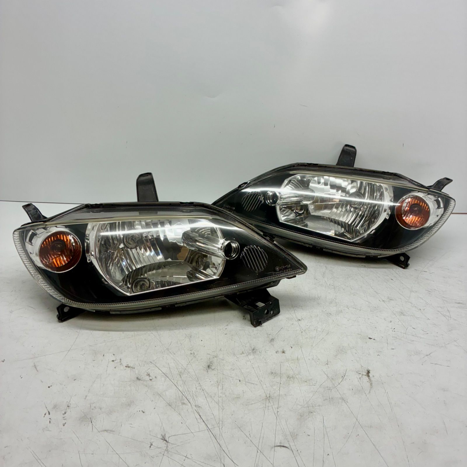 の*こ様 トヨタ AE86 カローラレビン LEVIN後期 ヘッドライト 前から