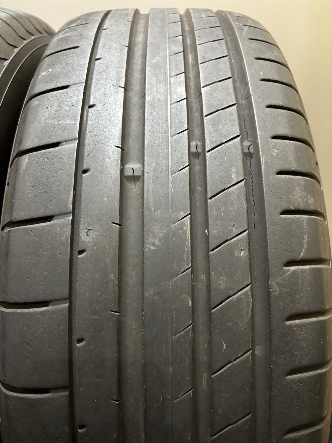 ★235/55R19 YOKOHAMA/ADVAN Sport V107 22年製 レクサス NX 純正OP TRD BBS製 19インチ 8J ＋39 114.3 5H 夏タイヤ 4本 (1-F852)