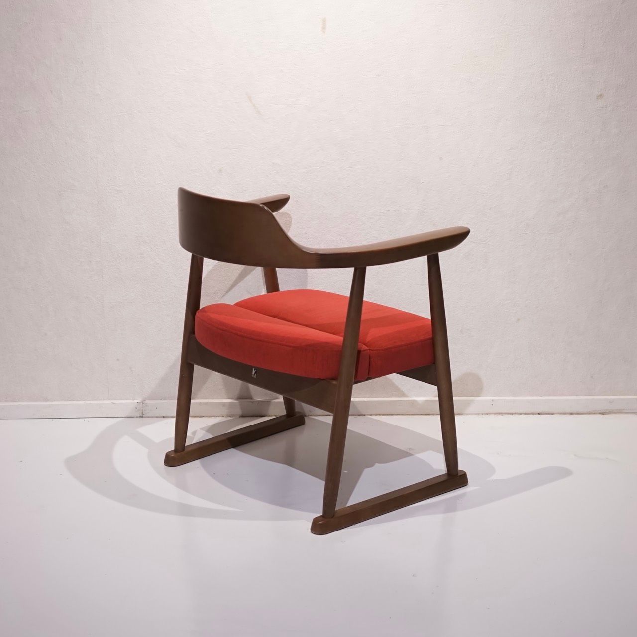 HIDA 飛騨産業 アームチェア パーソナルチェア ラウンジチェア ローチェア 低座 椅子 ファブリック 和モダン ヴィンテージ ホテルライク MARWIL-DEMENAGEMENTS_CH