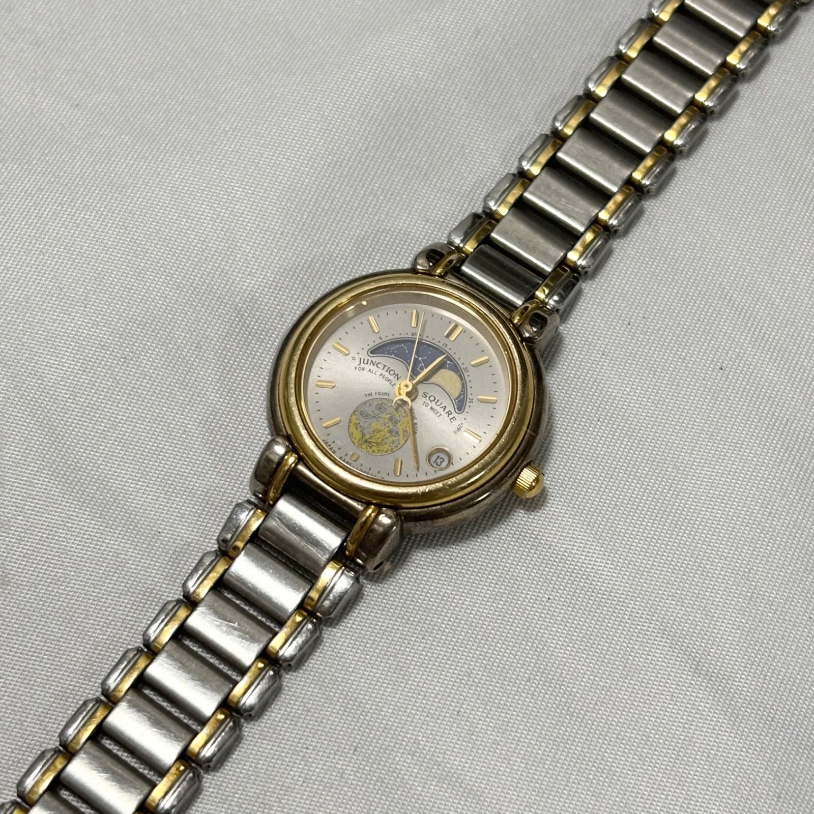 送料無料 CITIZEN|シチズン|JUNCTION SQUARE|ムーンフェイズ|月|クォーツ腕時計|シルバー×ゴールド|電池切れ|動作未 | 品|ジャンク品扱い