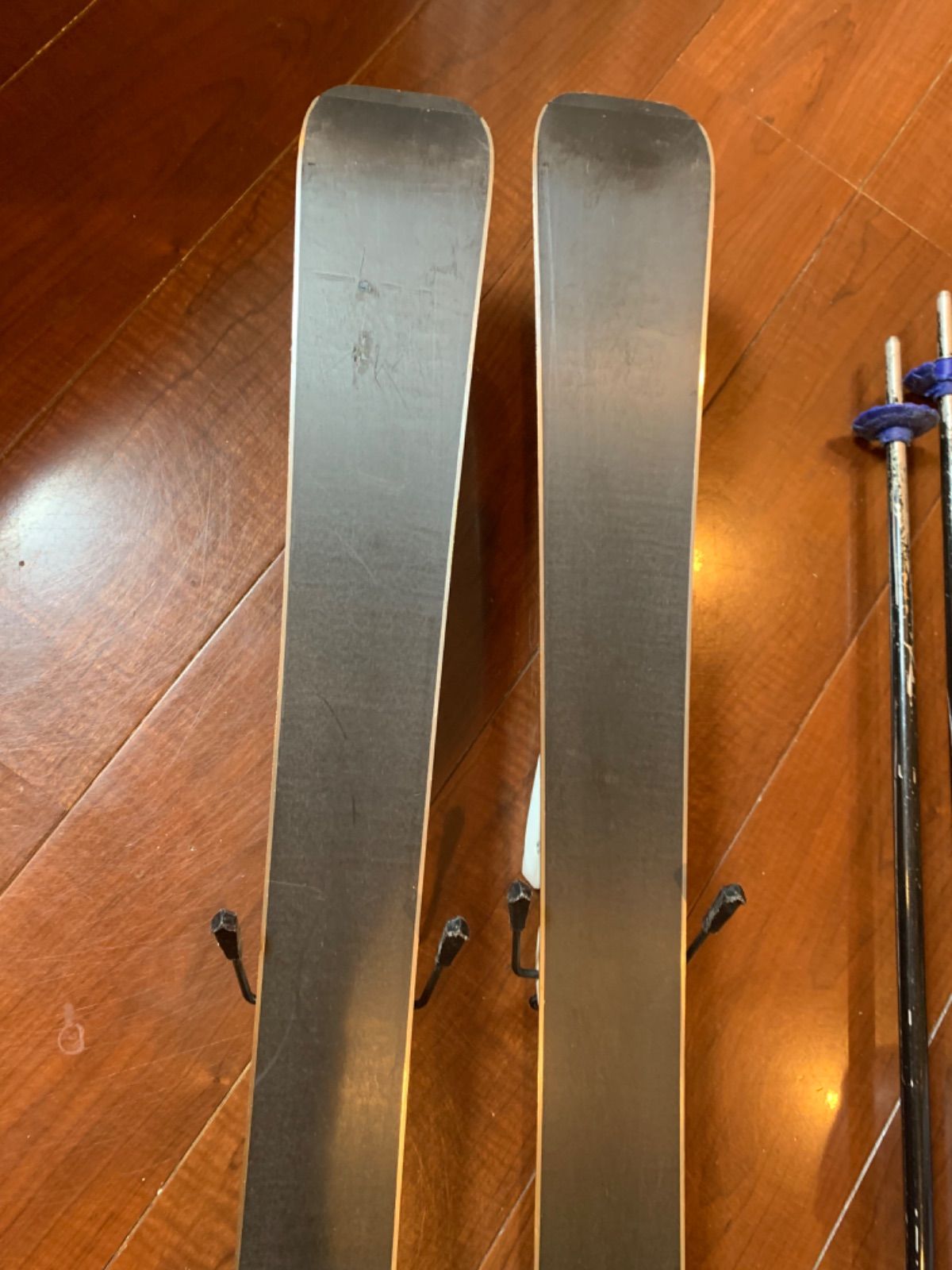 Rossignol スキー板　120㎝ fun girl Rossignol Fun Girl Kid Skis with Xelium Saphir 45 Bindings 2014