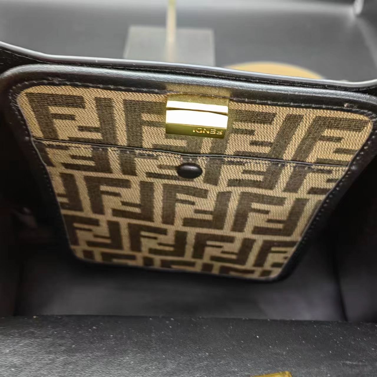 極上美品✨FENDI ハンドバッグ ショルダーバッグ - メルカリ