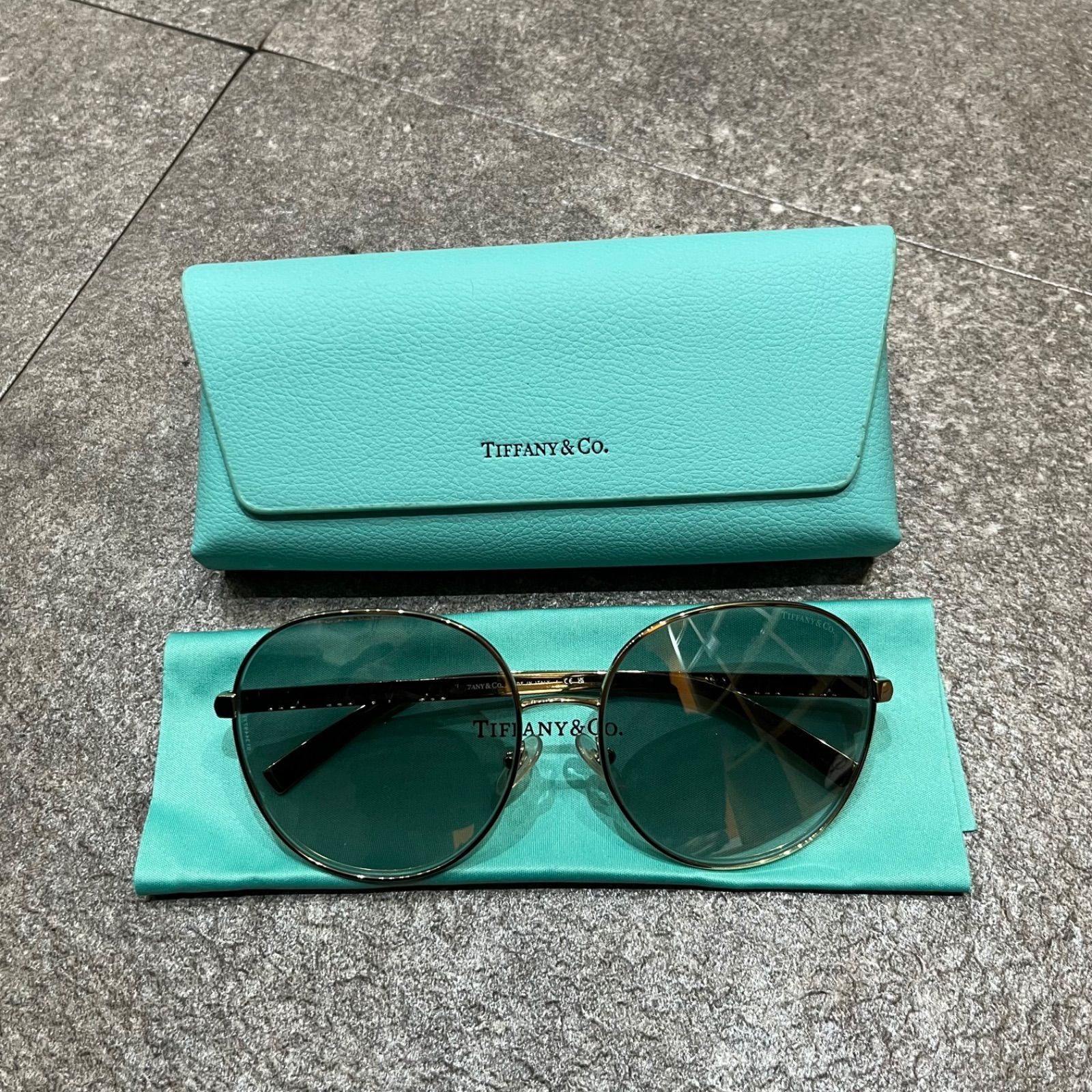 ティファニー サングラス TF3079 ゴールド Tiffany T:Sunglasses in Pale Gold-colored Metal with Brown