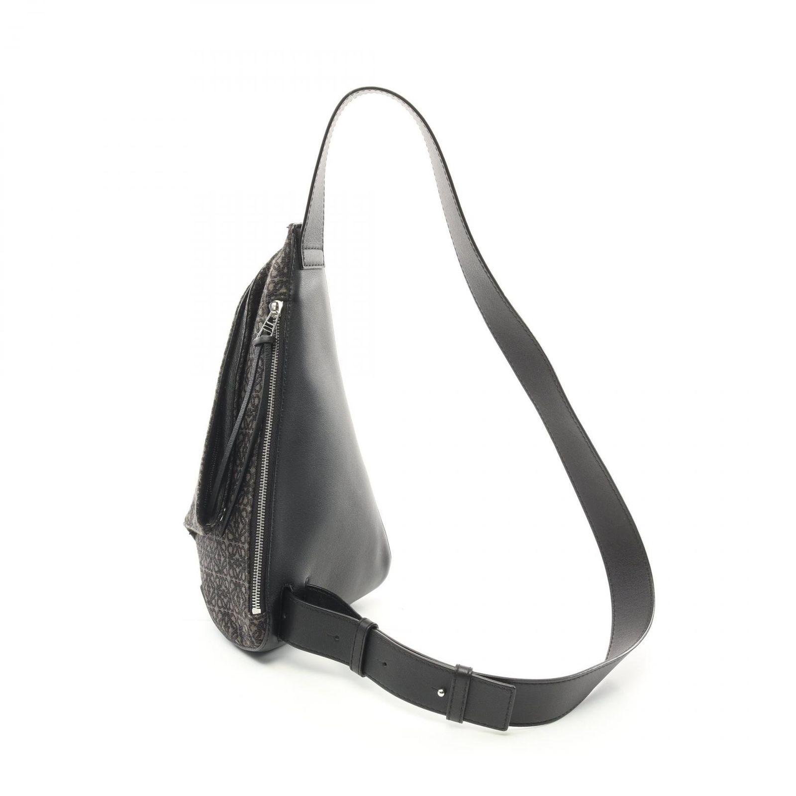 LOEWE ロエベ アナグラム アントン スリング レザー ボディバッグ 楽天