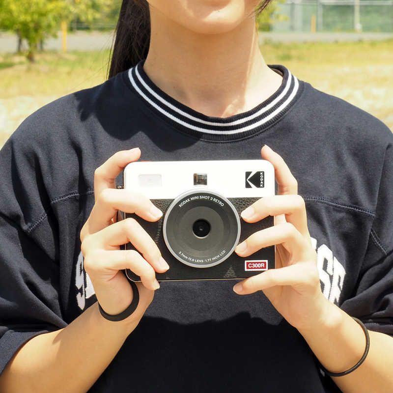 Kodak 液晶モニター付きインスタントカメラ