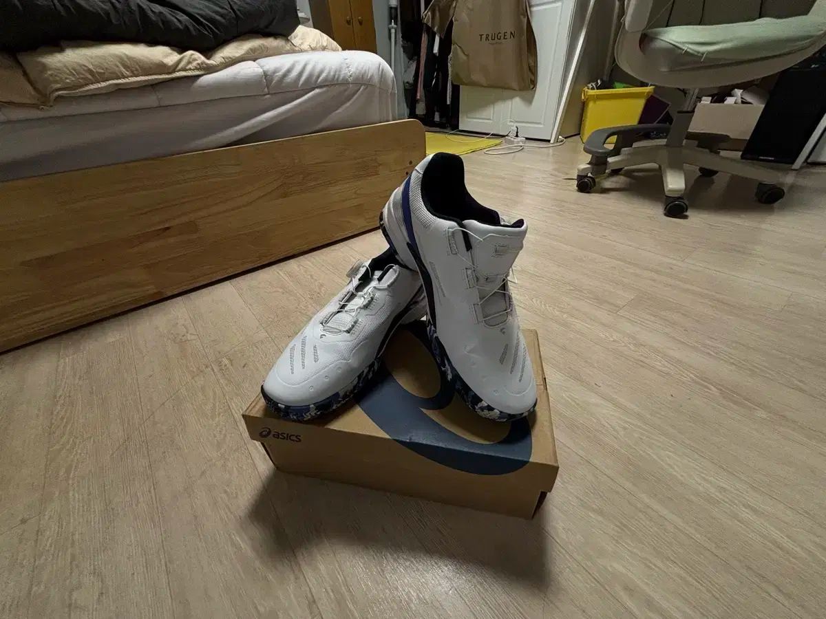 ビート ユニセックス テニスシューズ 280