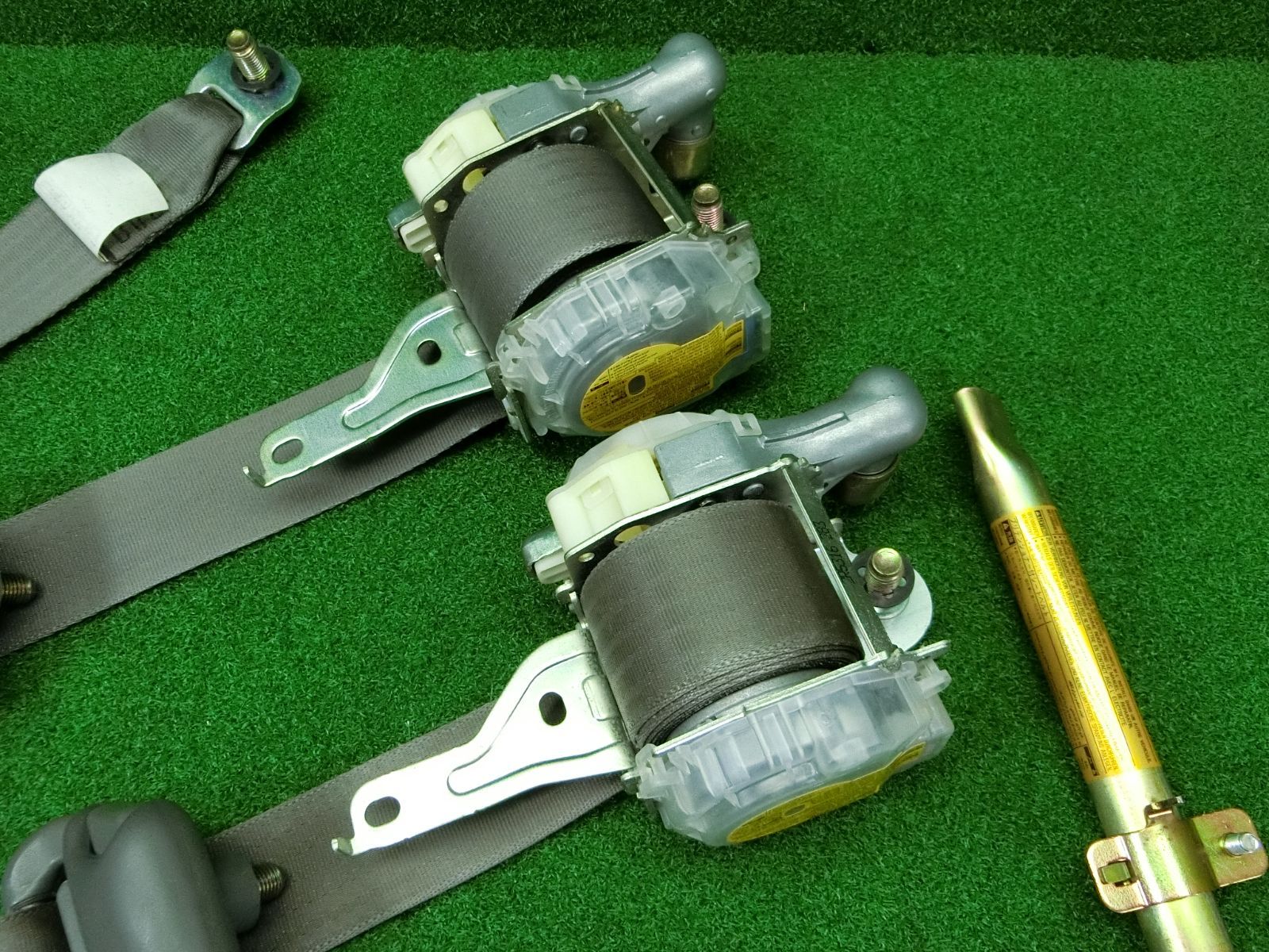 スバル R1