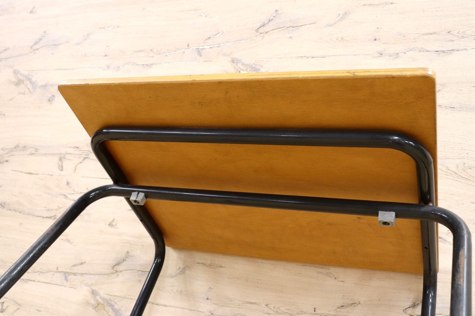 インダストリアル