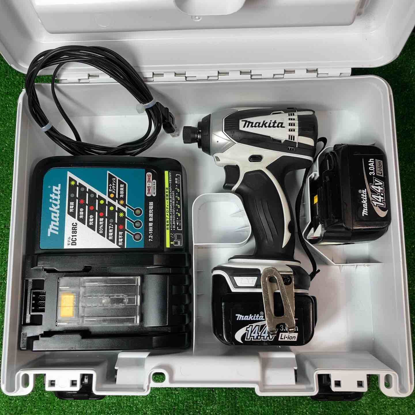 1032】 マキタ 充電式インパクトドライバー TD134DX2W ほぼ未使用 