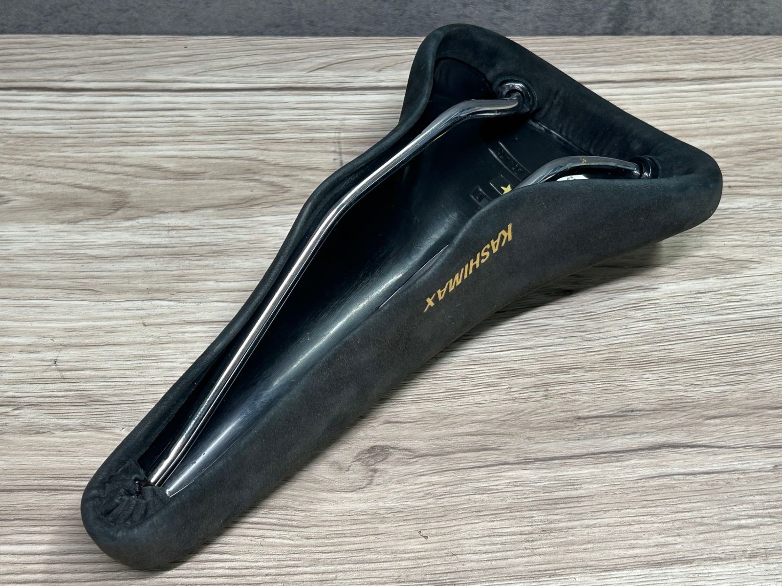 KASHIMAX SUPER ブラックサドル 未使用品 IS204 カシマックス KASHIMAX FIVEGOLD サドル 黒 - メルカリ