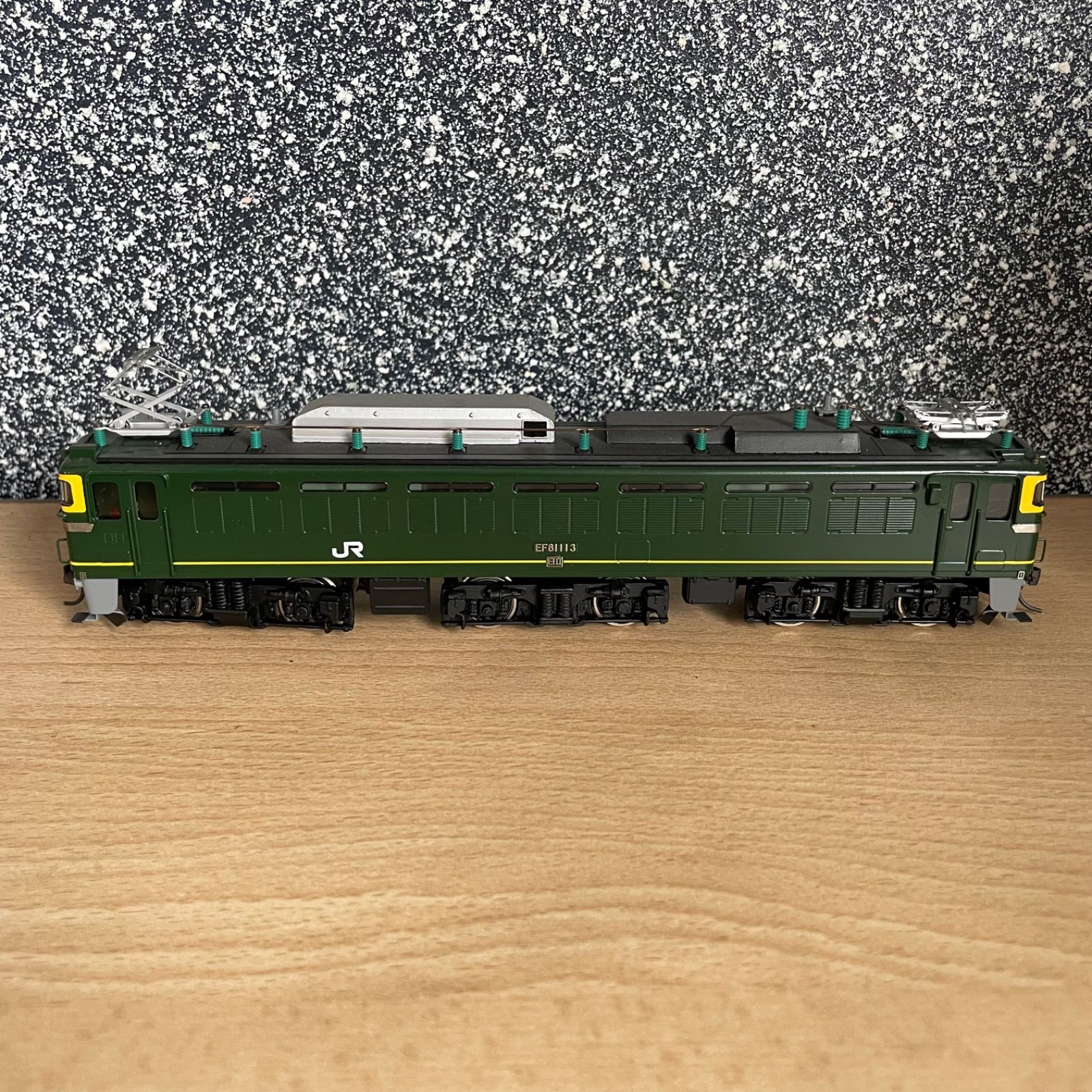 EF81，エンドウ、動作確認済み電気模型車、HOゲージ 走り出せ