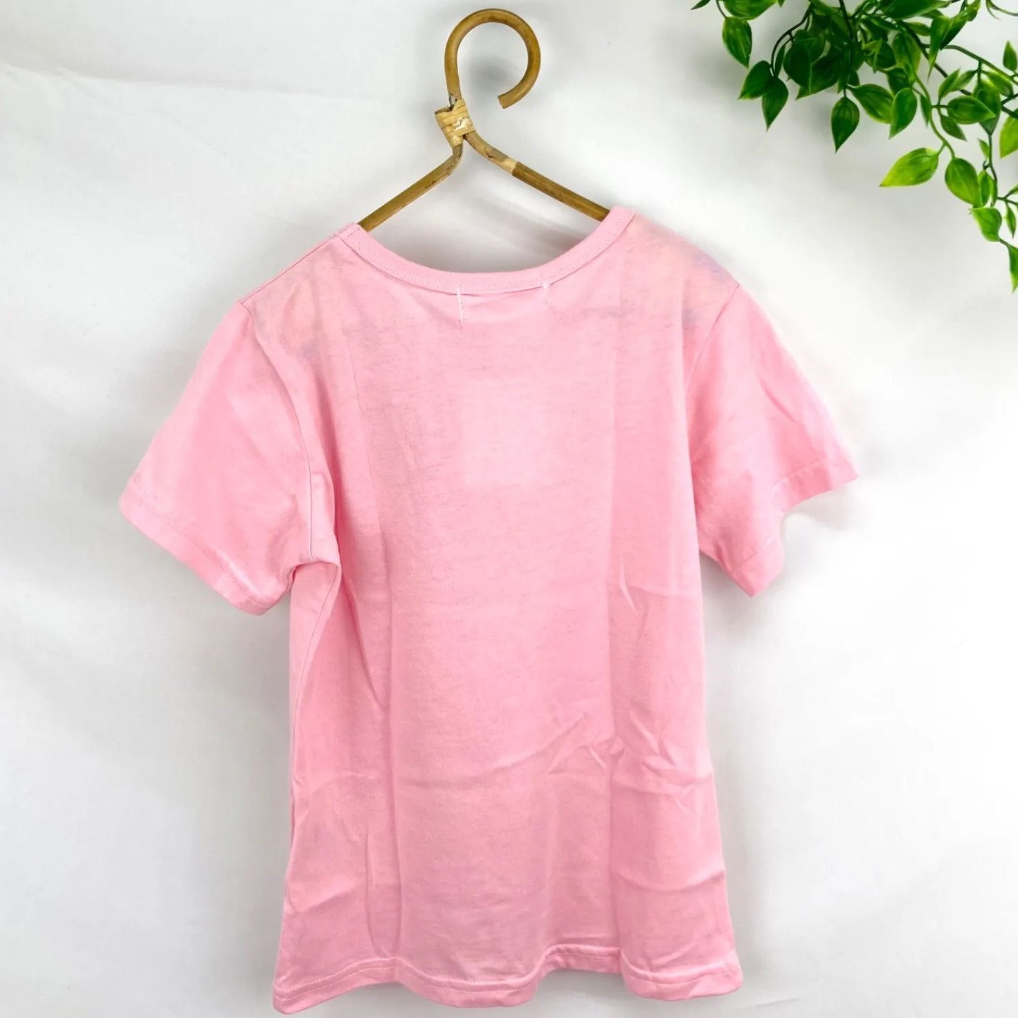 ＊新品＊公式　サンリオ　Sanrio　ハローキティ　helloKitty　120 サイズ　半袖　Tシャツ　重ね着にも　かわいい　ピンク　ライセンス　ビーチパラソル　ニシオ フォロー割　C607