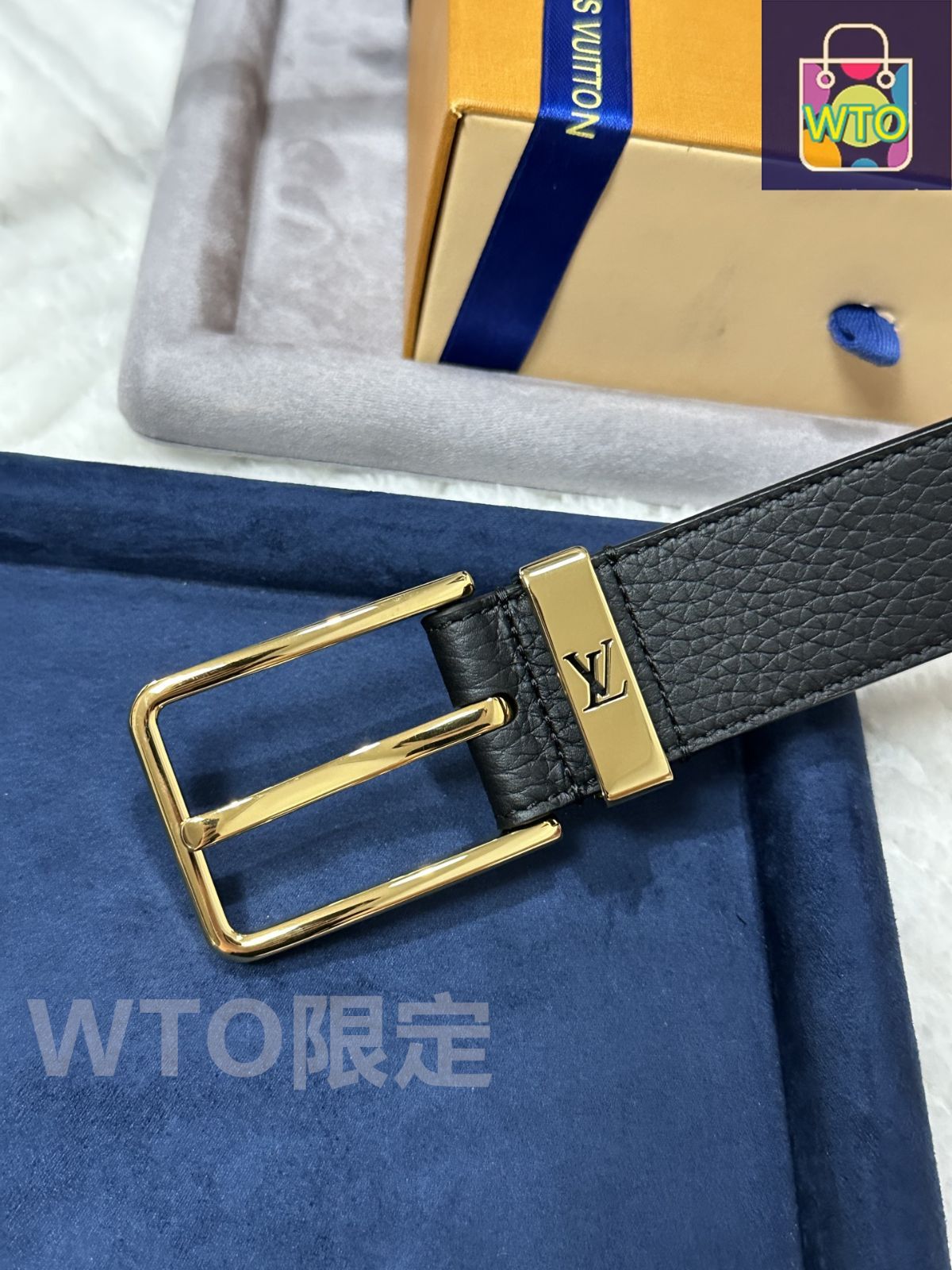 Louis Vuitton ベルト 本日限りセール‼️ すぐ届く ギフトに メンズ Louis Vuitton ベルトLVイニシャル 白