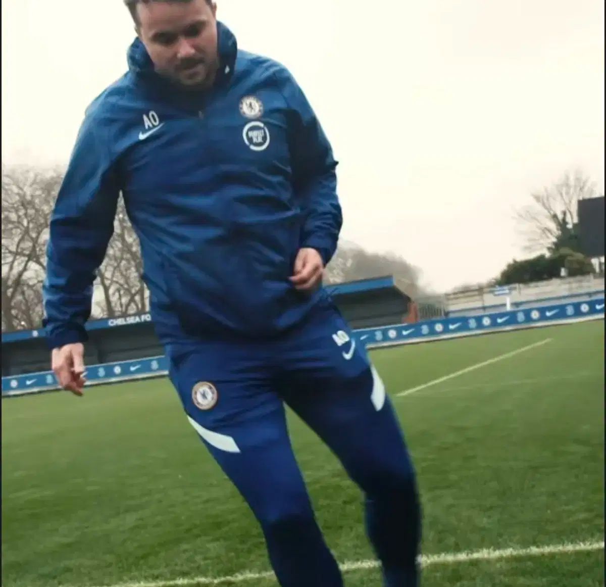 支給 レインジャケット