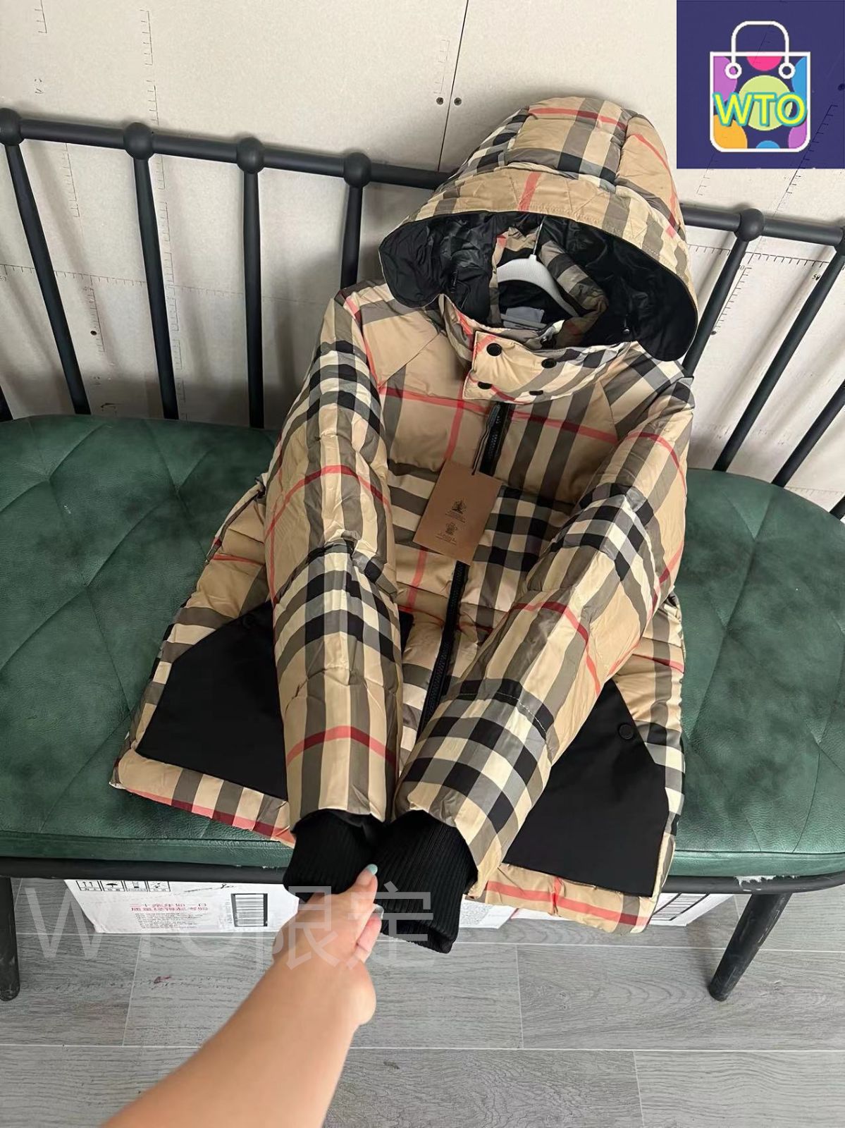 新品未使用 BURBERRY バーバリー ダウンジャケット 6Y 116cm 未使用】BURBERRY （バーバリー）ダウンジャケット｜本日限定