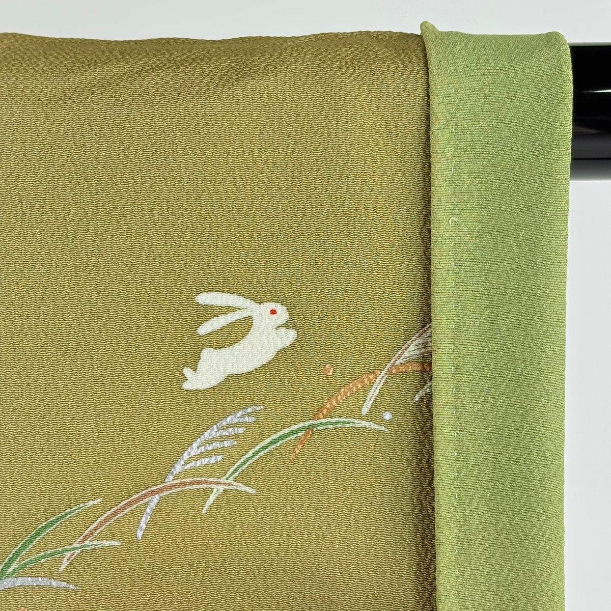 振袖 うさぎ 鳥 銀通し 金彩 紋意匠 和モダン 個性的 正絹 S159 振袖 うさぎ 鳥 銀通し 金彩 紋意匠 和モダン 個性的 正絹 S159