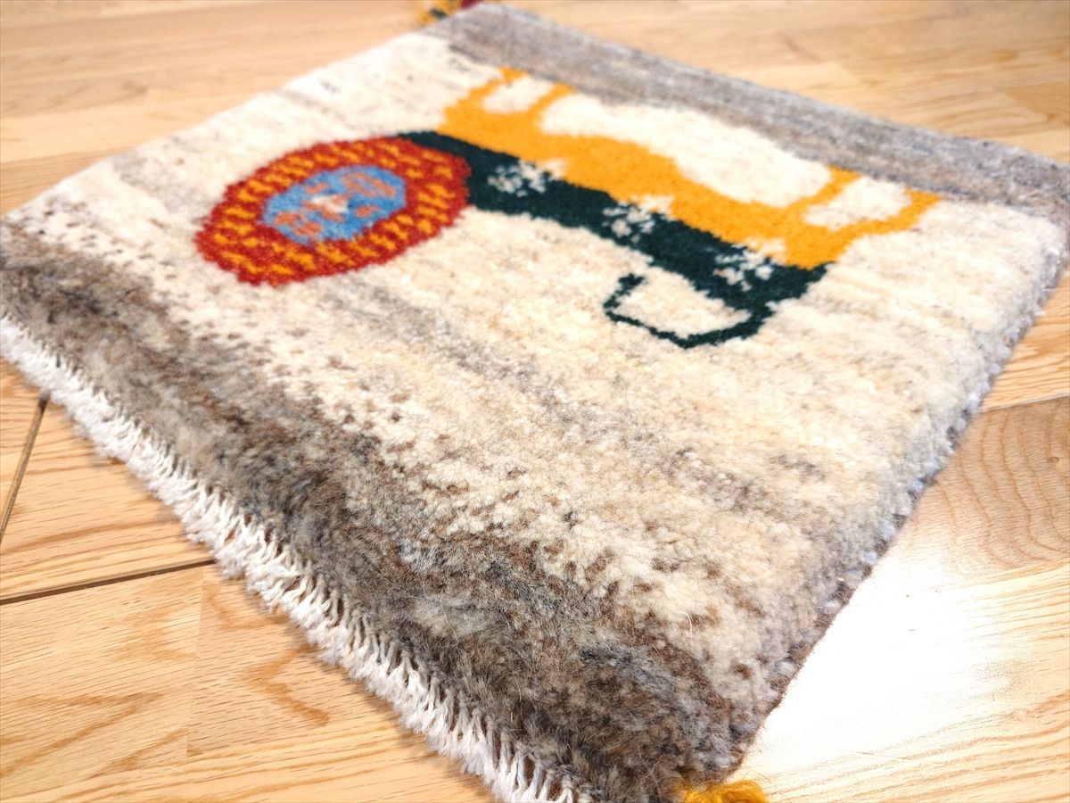 ペルシャ ギャッベ