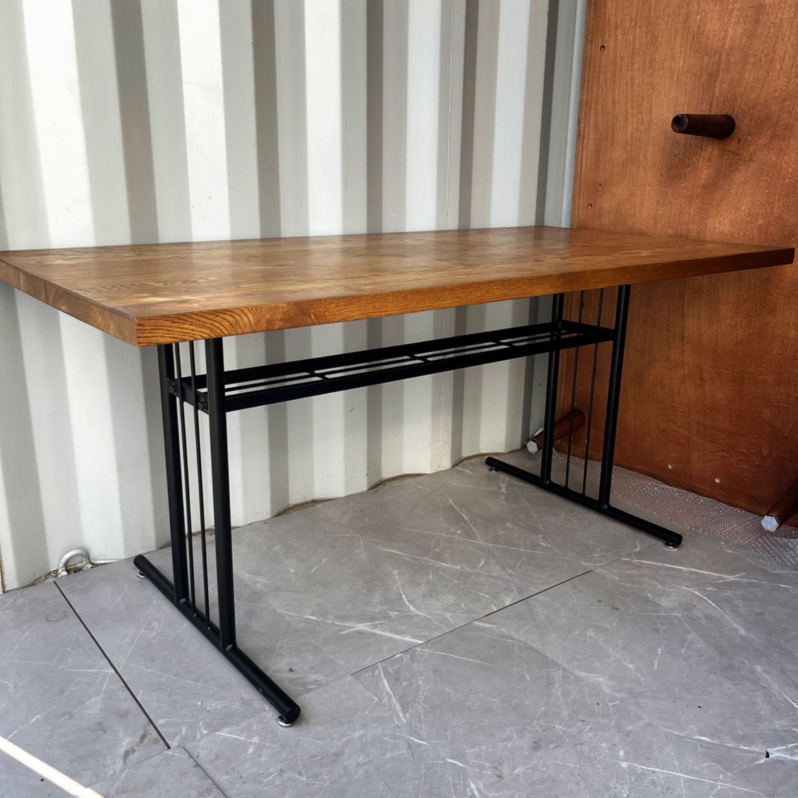 取付無料！クラッシュゲート グリッド2 おしゃれアンティークダイニングテーブル 取付無料！クラッシュゲート グリッド2 おしゃれアンティーク