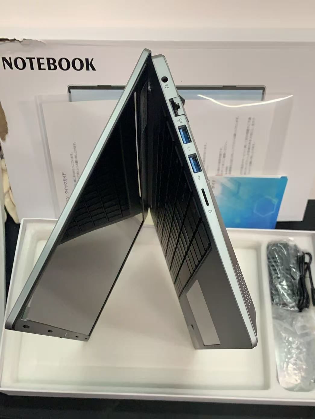 ノートパソコン 14インチ Core i7-5500U 921116 CHRISTIANNAURATH_COM_BR