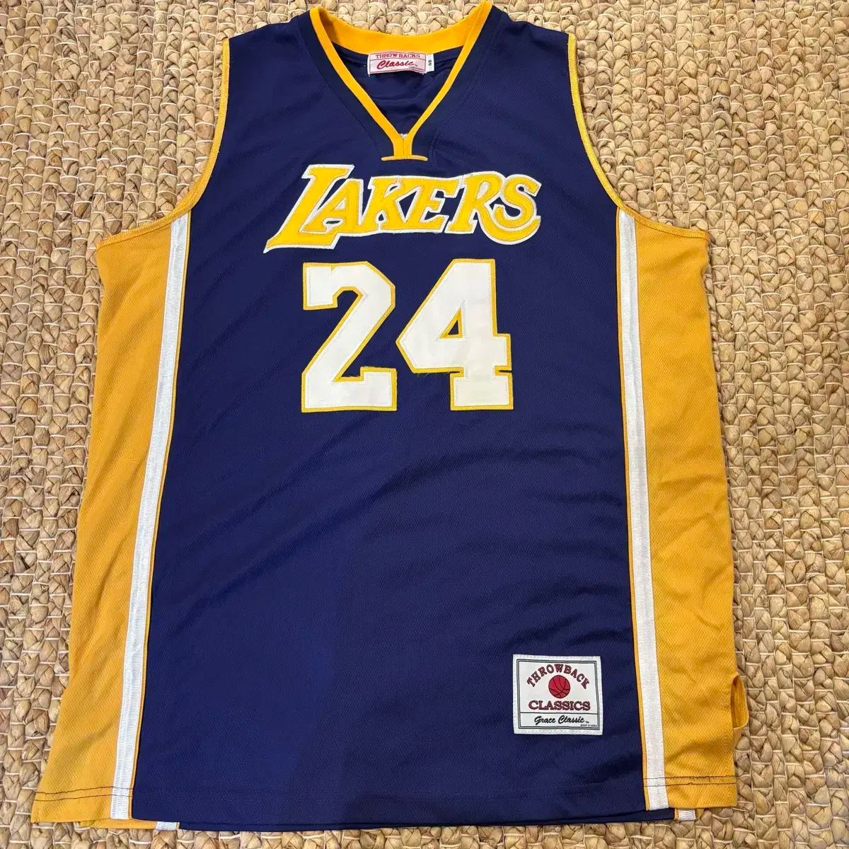 a bathing ape Lakers タンクトップ　コービーブライアント 2025年最新】レイカーズ タンクトップの人気アイテム - メルカリ