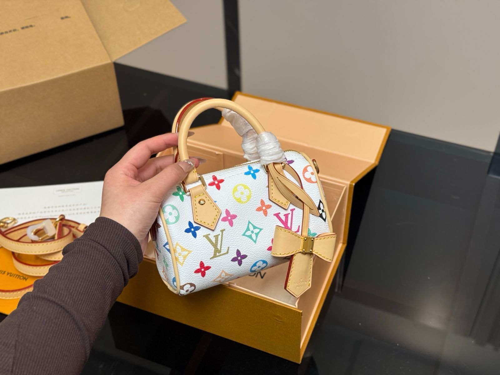 今日 Louis Vuitton Speedy Nano ルイ ヴィトン スピーディ ナノ